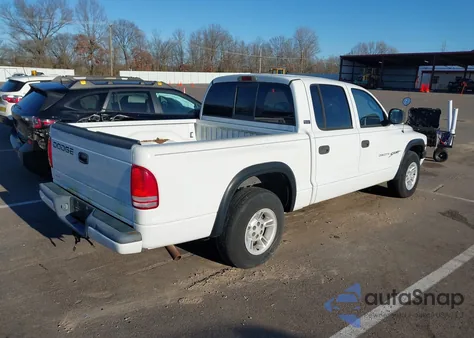 2000 Dodge Dakota Slt/Sport from USA, damaged, VIN 1B7GL2AX0YS648421